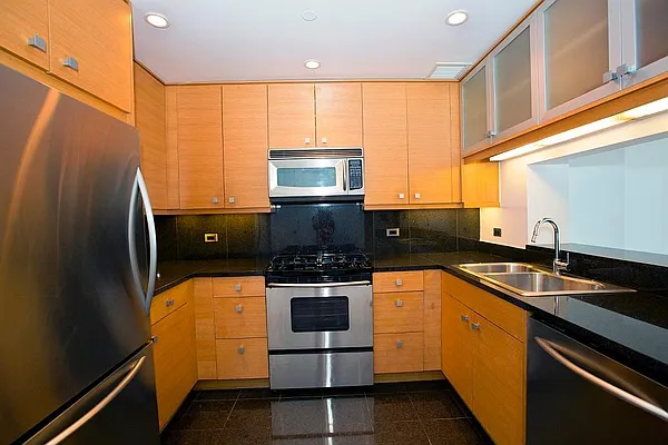 Rented by Keller Williams NYC | media 12