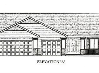 7716 High Gate Dr, Fountain, CO 80817