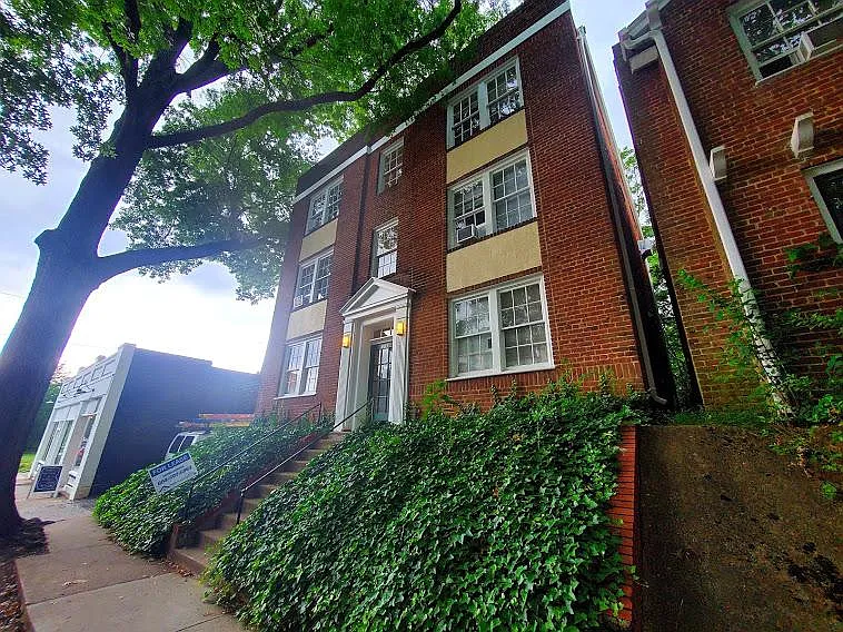 403 N Cleveland St — Photo 1