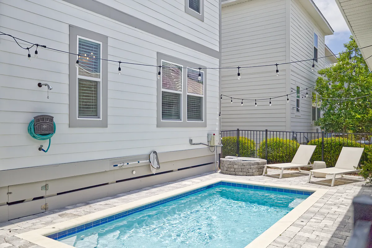 Private pool for lounging and relaxing close to BBQ area - Satinwood Dr