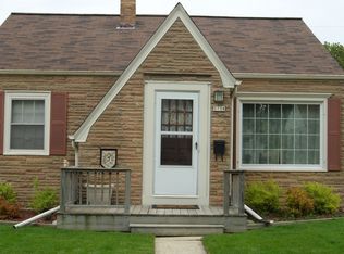 3758 S 5th Pl, Milwaukee, WI 53207