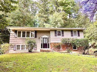 62 Pinebrook Rd, Monsey, NY 10952