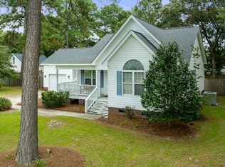 205 Pioneer Trails Dr, Seven Springs, NC 28578