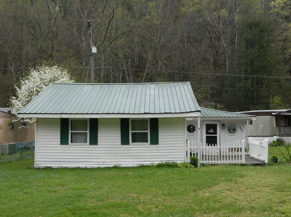 445 Feds Creek Rd, Fedscreek, KY 41524