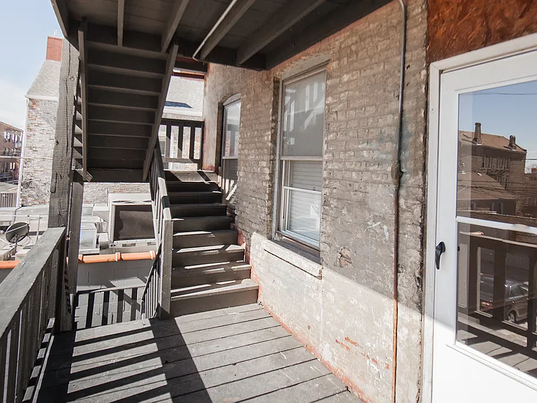 1641 W 18th St #2R — Photo 12
