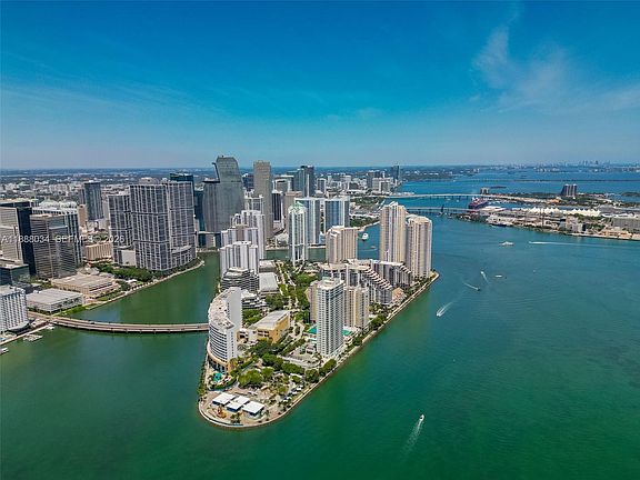 5th image of 520 Brickell Key Dr #Uph-03