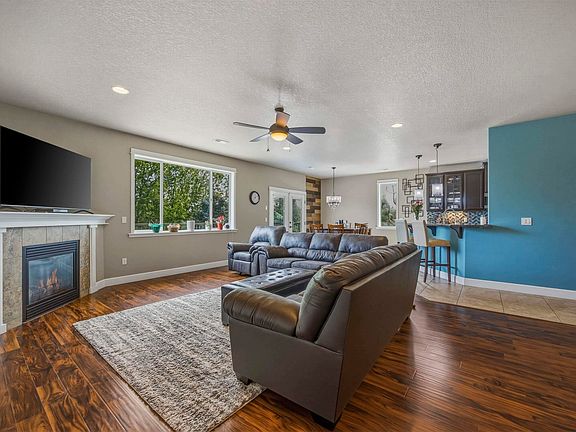 3rd image of 2926 Sunshine Ridge Rd