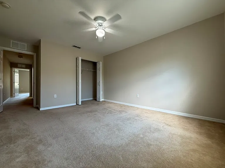 3629 Pine Oak Cir #101 — Photo 13
