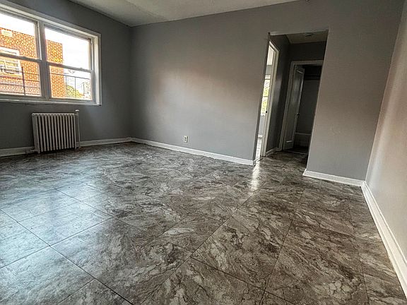 4th image of 72 Crawford St #6