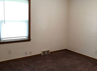 4524 N 37th St, Omaha, NE 68111