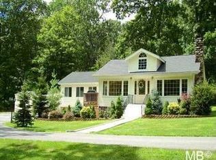 17 Pine Hill Rd, Highland Mills, NY 10930