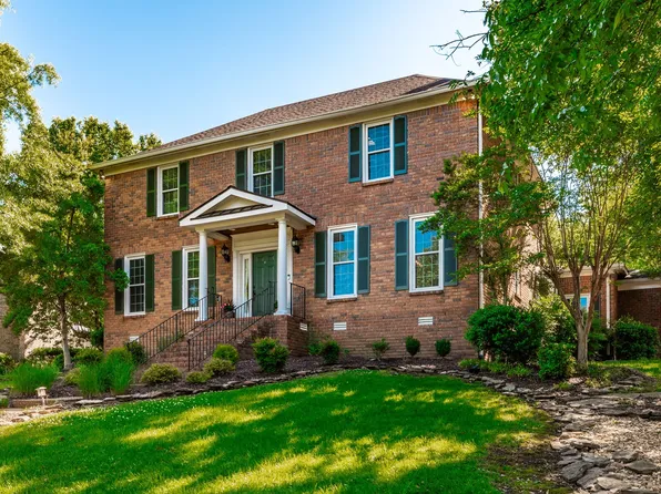 517 Natalie Dr, Goodlettsville, TN 37072