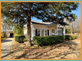 601 S Francis St, Ada, OK 74820