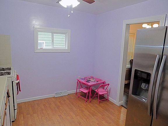 4th image of 2220 Emerson Ave