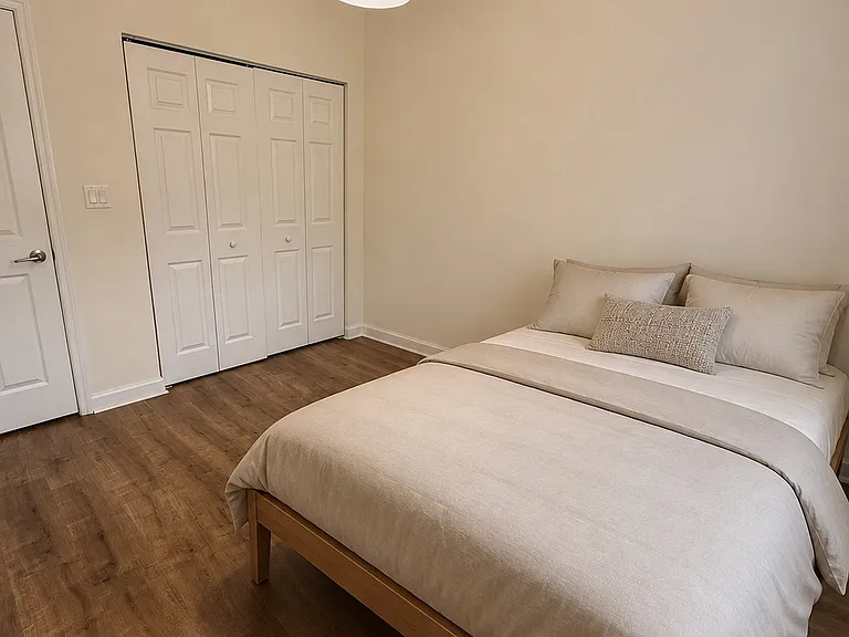W 32nd Ln — Photo 1
