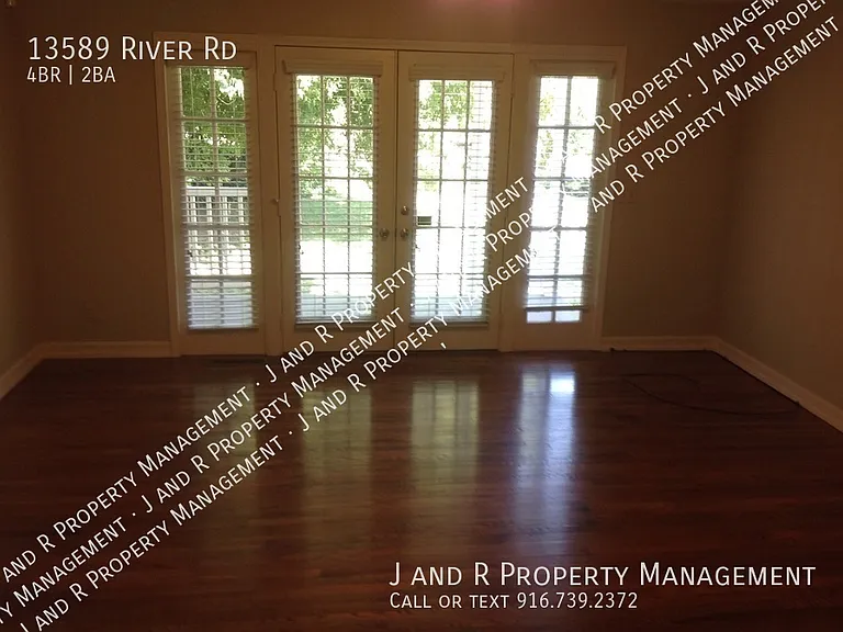 13589 River Rd — Photo 13