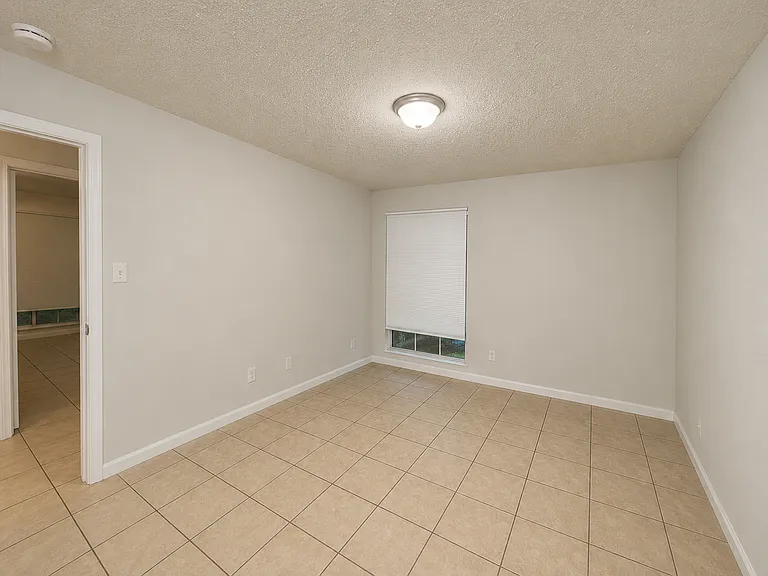 405 Wymore Rd #106 — Photo 8