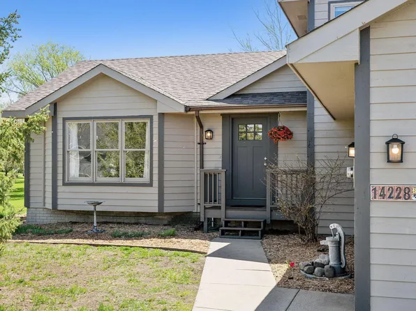 14228 Sherburne Cir, Becker, MN 55308