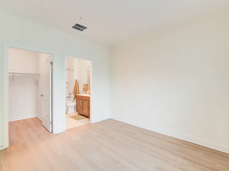Large Primary Bedroom With Walk-In Closet & Ensuite Bathroom|