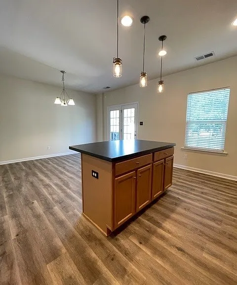 8107 Creekside Village Dr — Photo 17