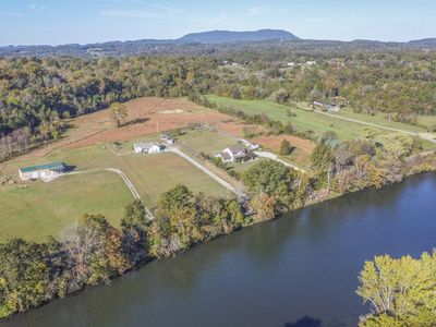 716 Howell Rd, Mascot, TN, 37806