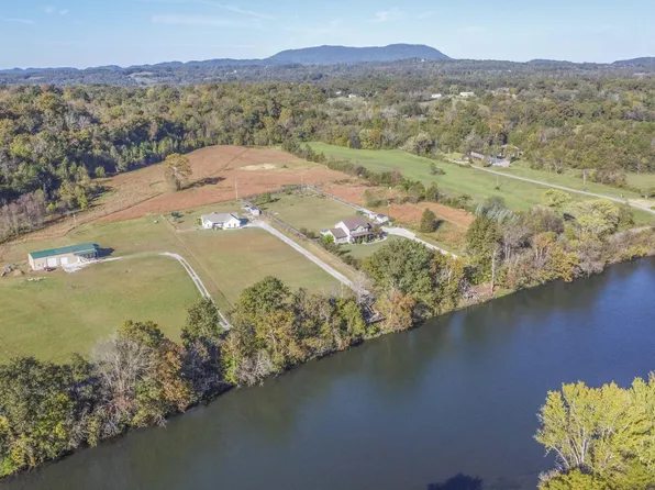 716 Howell Rd, Mascot, TN 37806