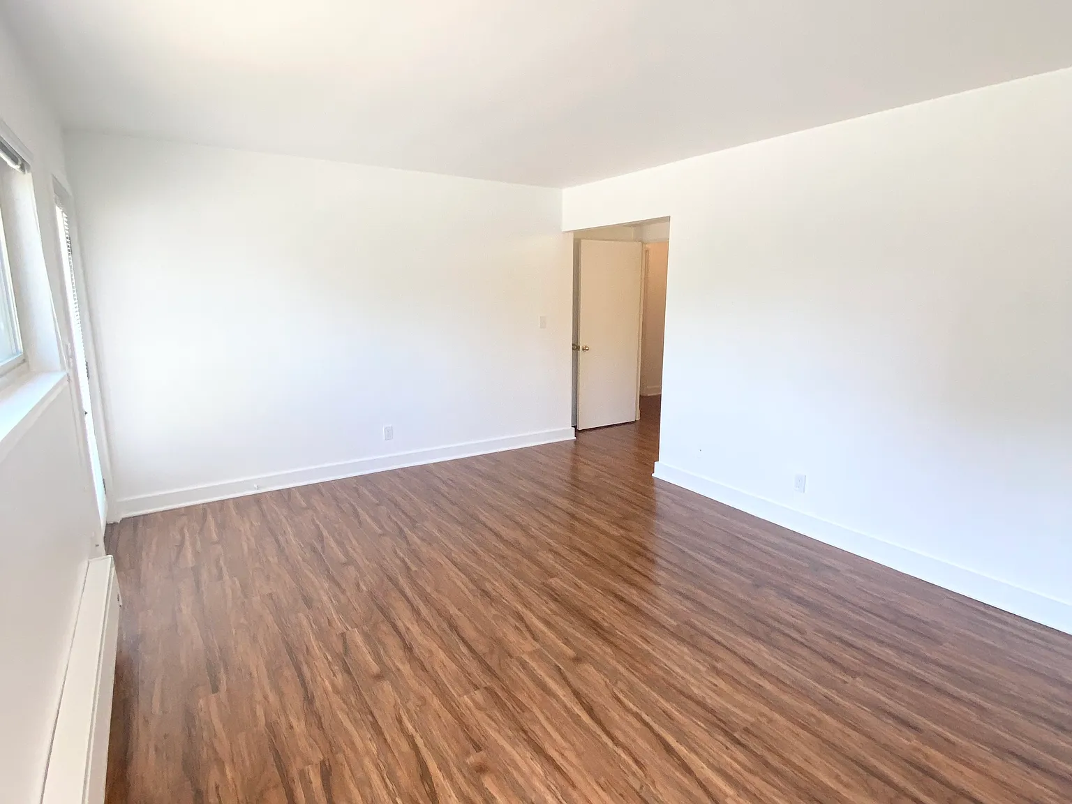 1 bed, 700 sqft, $1,895 — Photo 3