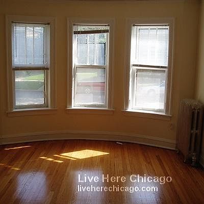 1st image of 1948 W Wilson Ave APT 1U