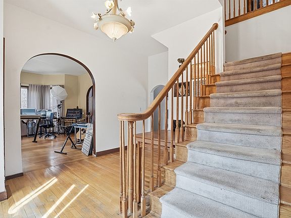 4th image of 43 Flagg Rd