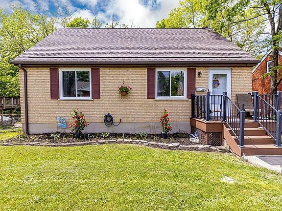 2nd image of 865 Ivyhill Dr