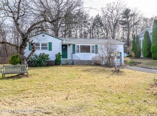 21 Arthur Ln, Saugerties, NY 12477