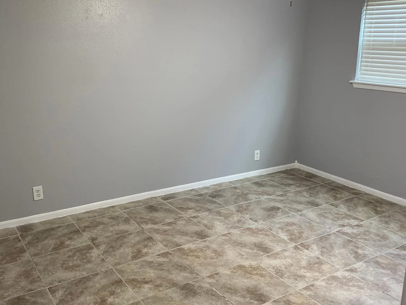 6704 Tamar Dr — Photo 4