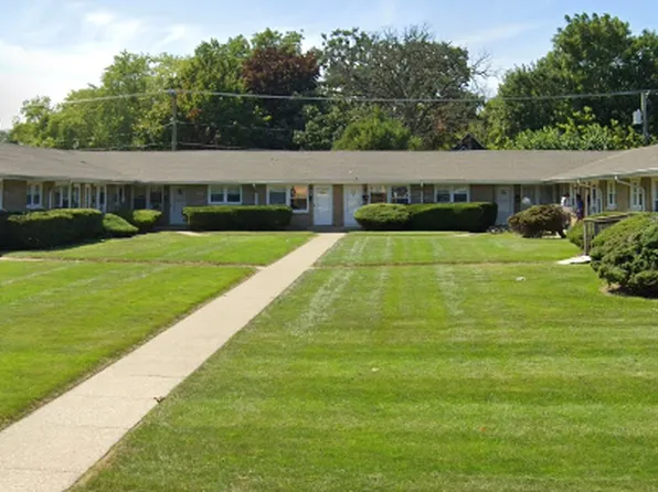 2634 Gabriel Ave APT 1, Zion, IL 60099