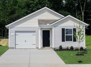 1208 Canyon Dr, Portland, TN 37148