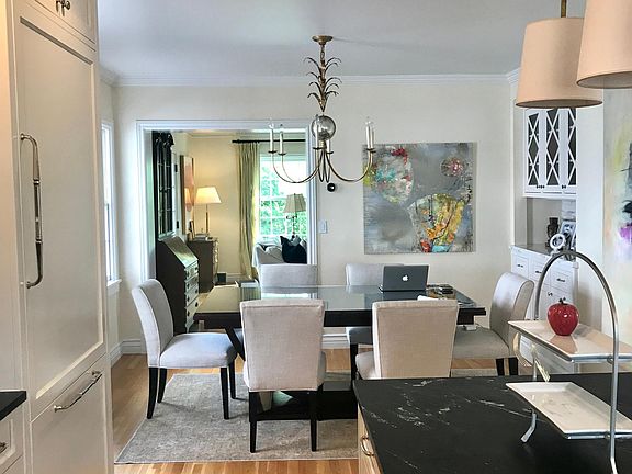 Open Kitchen/Dining Area