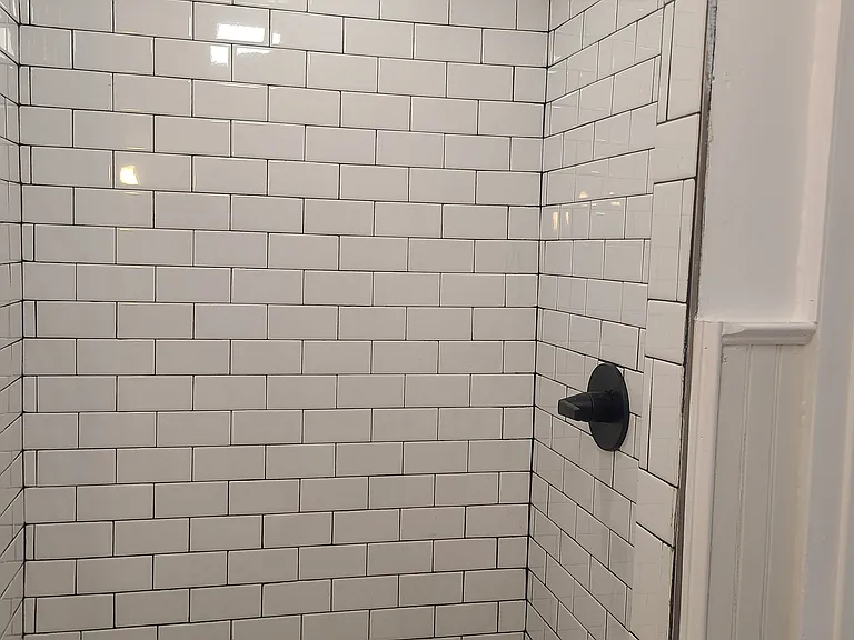 201-203 N 2nd St #6 — Photo 14