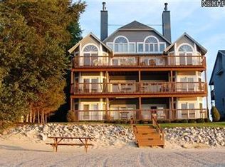 13101 W Lake Rd, Vermilion, OH 44089