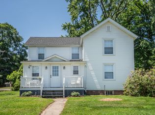 23 Maple St, Tariffville, CT 06081
