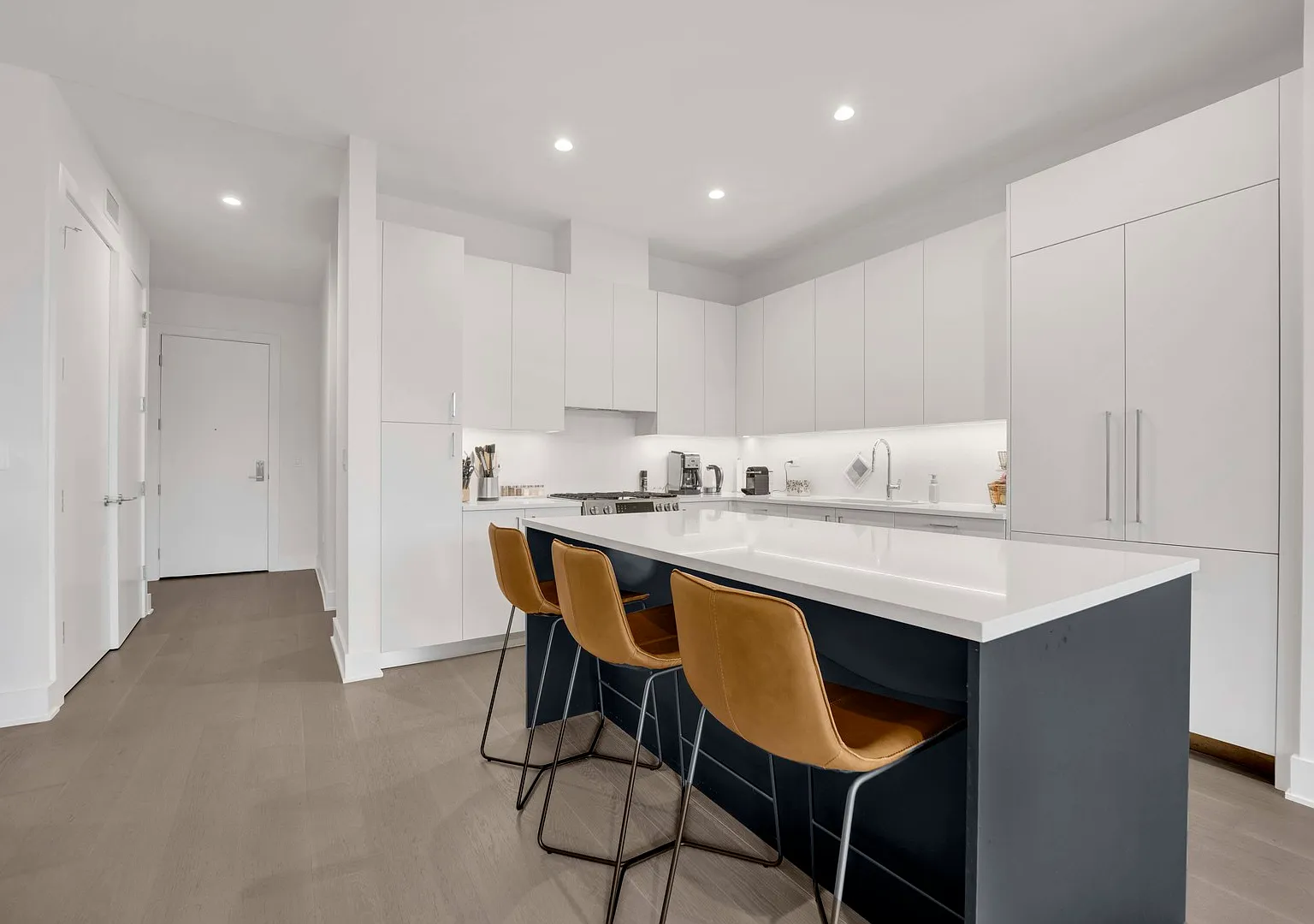 2 bed, 1438 sqft, $4,150 — Photo 3