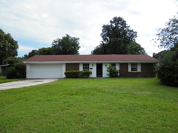 2nd image of 795 Shady Ln