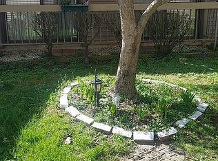 8 Augusta Ct, Red Bank, NJ 07701