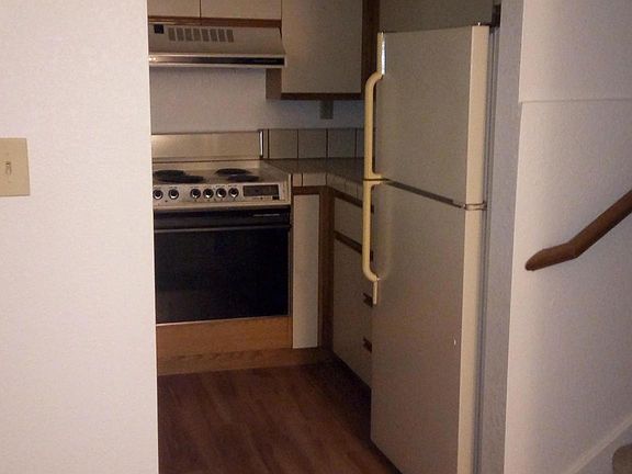 5th image of 977 Warburton Ave