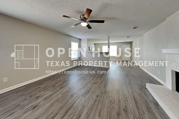 2505 Avalon Creek Way — Photo 4