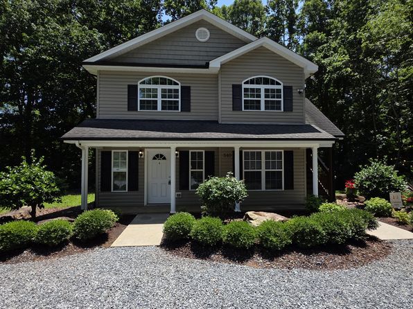 540A Manor Cir