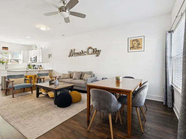 300 Stewarts Ferry Pike APT 18, Nashville, TN 37214