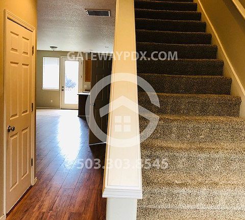 2nd image of 5988 SE Woodland Dr
