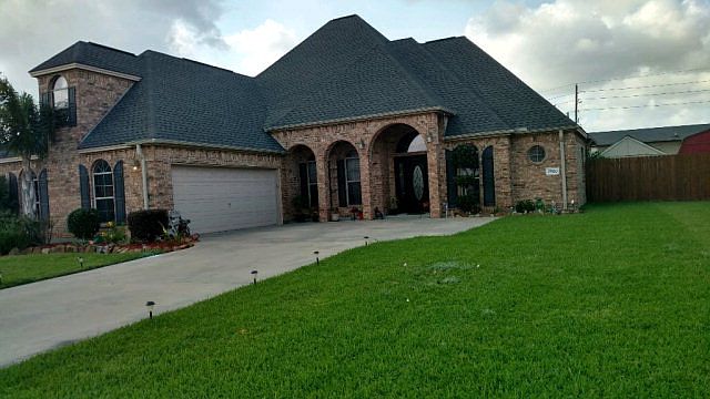1st image of 7820 Oakmont Dr