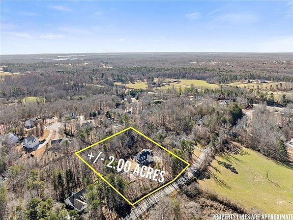 2nd image of 5710 Julian Rd