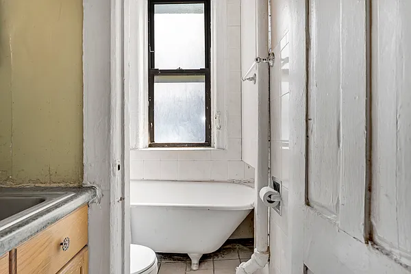 Sold by Compass | media 8