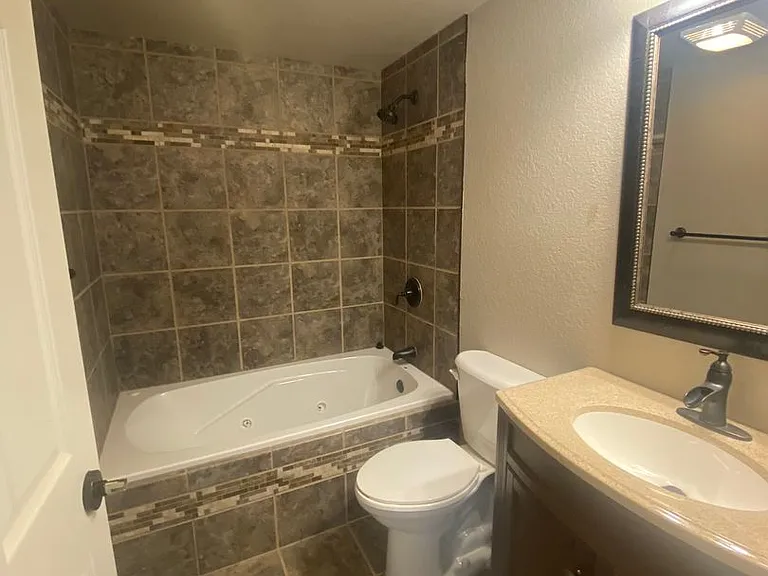6587 Cambridge Pl — Photo 23
